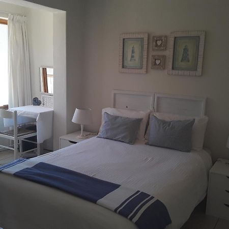 Mclaren Self Catering Gansbaai Exterior foto