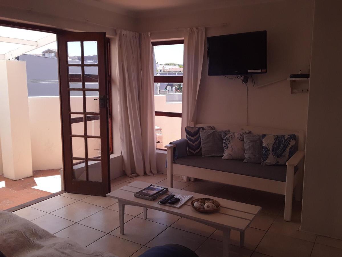 Mclaren Self Catering Gansbaai Exterior foto