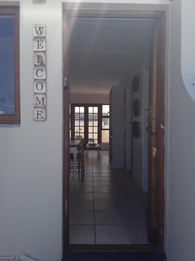 Mclaren Self Catering Gansbaai Exterior foto